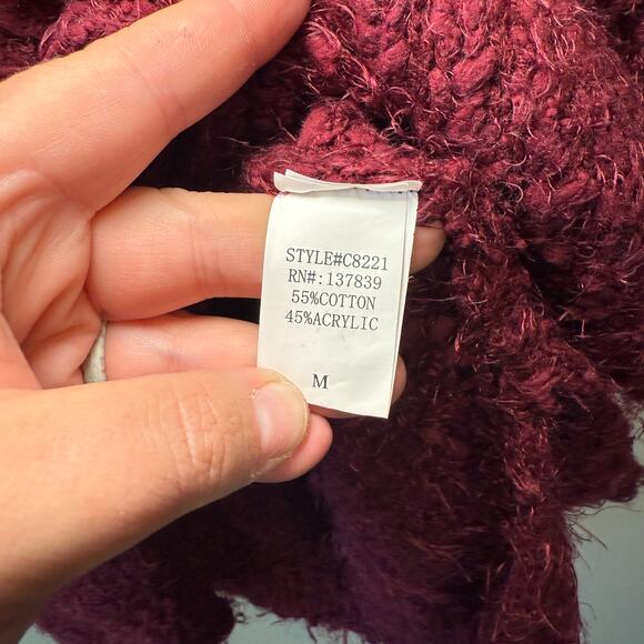 Dreamers by Debut Women's Eyelash Sweater Top Burgundy Red Size Medium - Picture 5 of 6